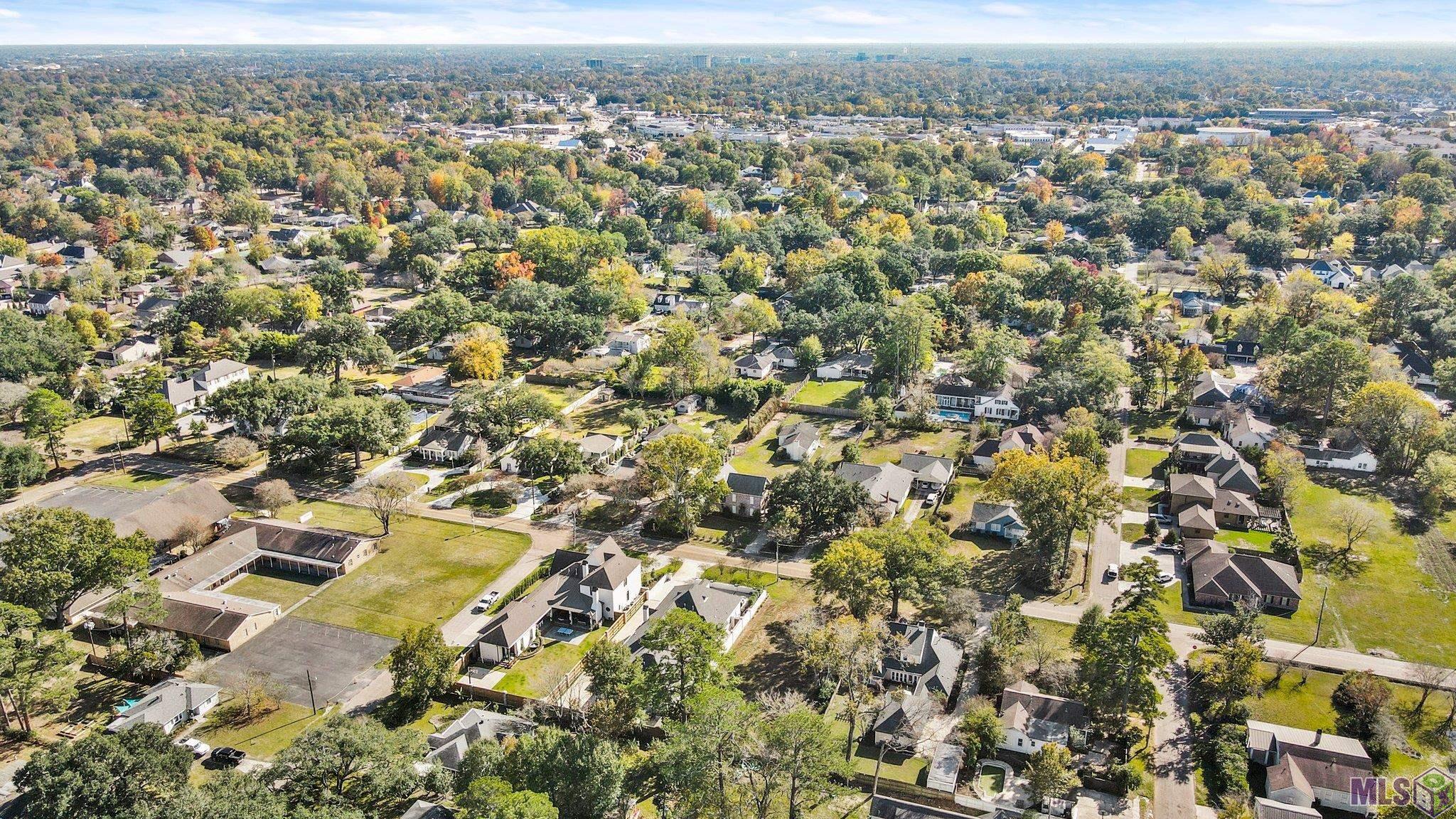 7027 Goodwood Avenue Baton Rouge, LA 70806 - Photo 8 of 9