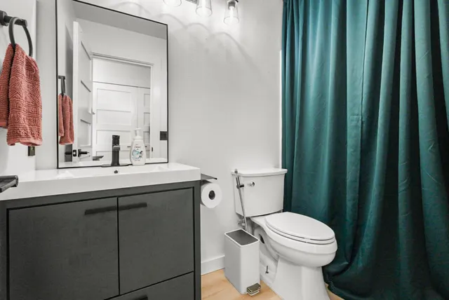 $495,000 | 2768 Sherwood Avenue, Unit B, Modesto, CA 95350