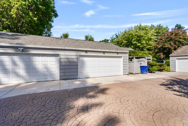 $495,000 | 2768 Sherwood Avenue, Unit B, Modesto, CA 95350