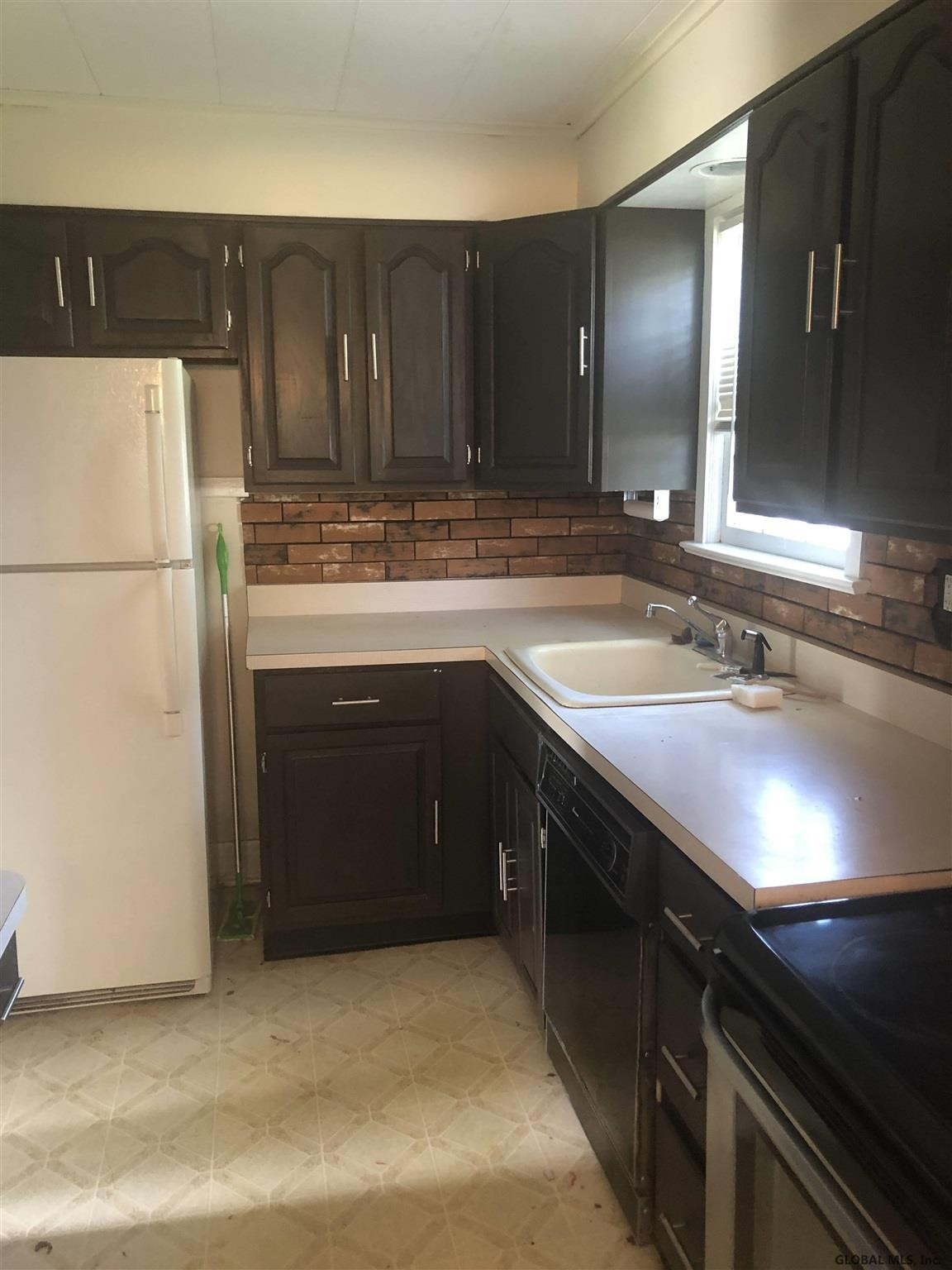 7 Tryon Street Albany, NY 12203 - Photo 11 of 23 Photo 12