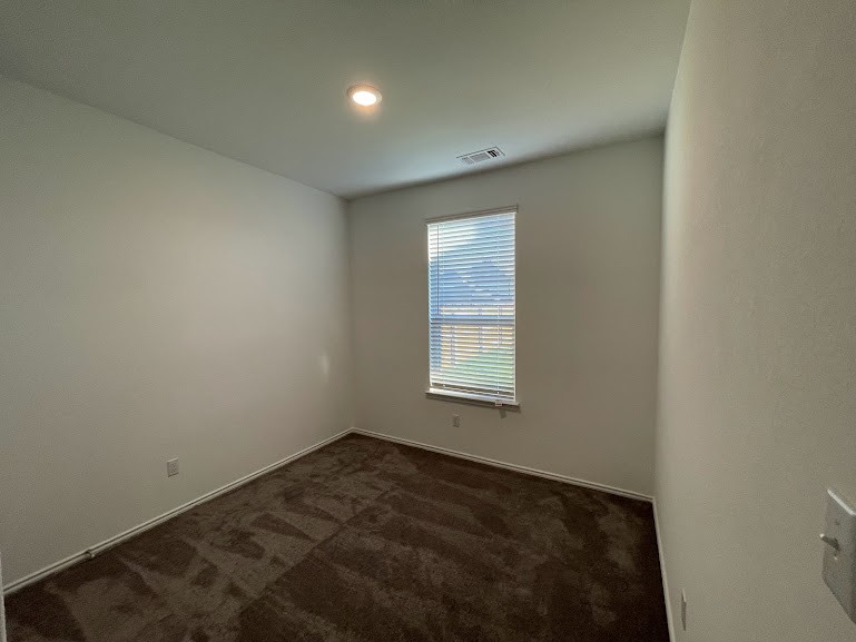 640 Pickrell Loop Georgetown, TX 78628 - Photo 15 of 36