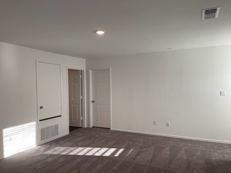 640 Pickrell Loop Georgetown, TX 78628 - Photo 32 of 36 a view of room