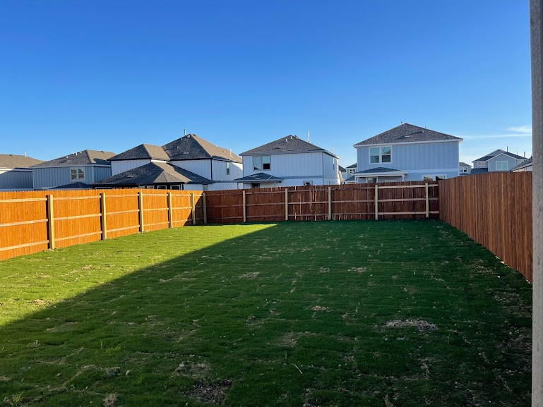 640 Pickrell Loop Georgetown, TX 78628 - Photo 33 of 36