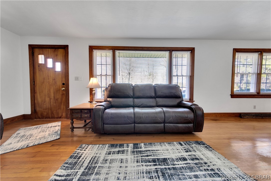 439 Ridge Road Cobbs Creek, VA 23035 - Photo 6 of 32