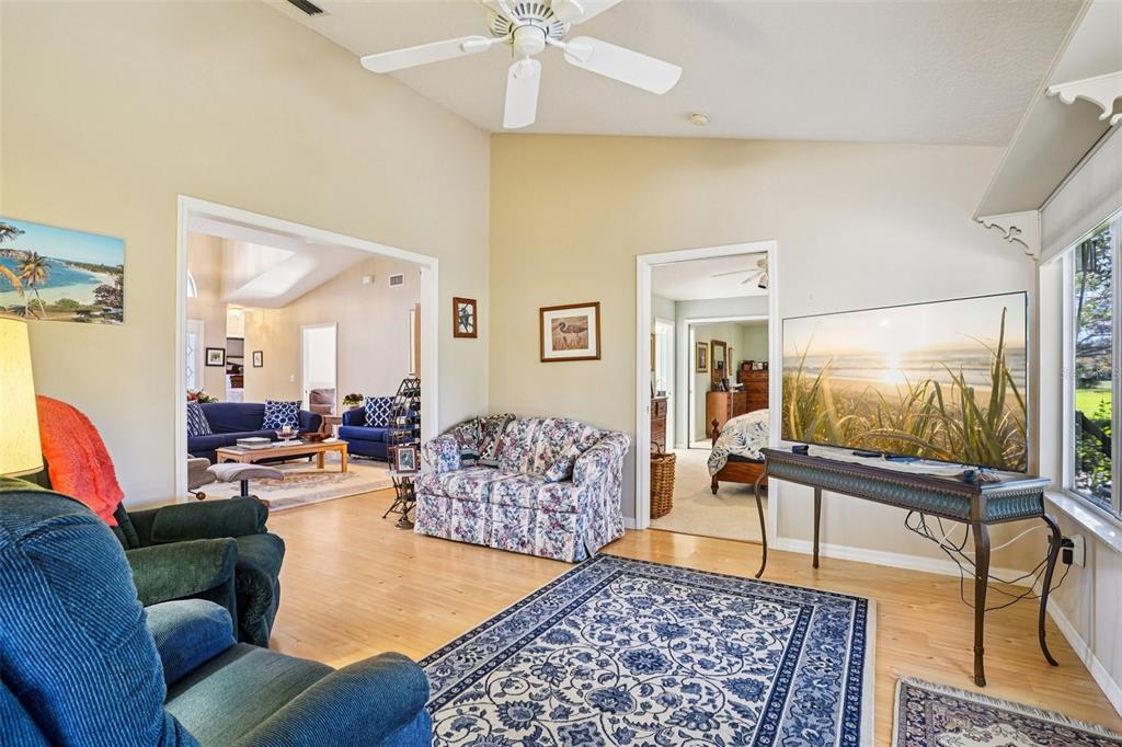 305 Juniper Way Tavares, FL 32778 - Photo 16 of 34