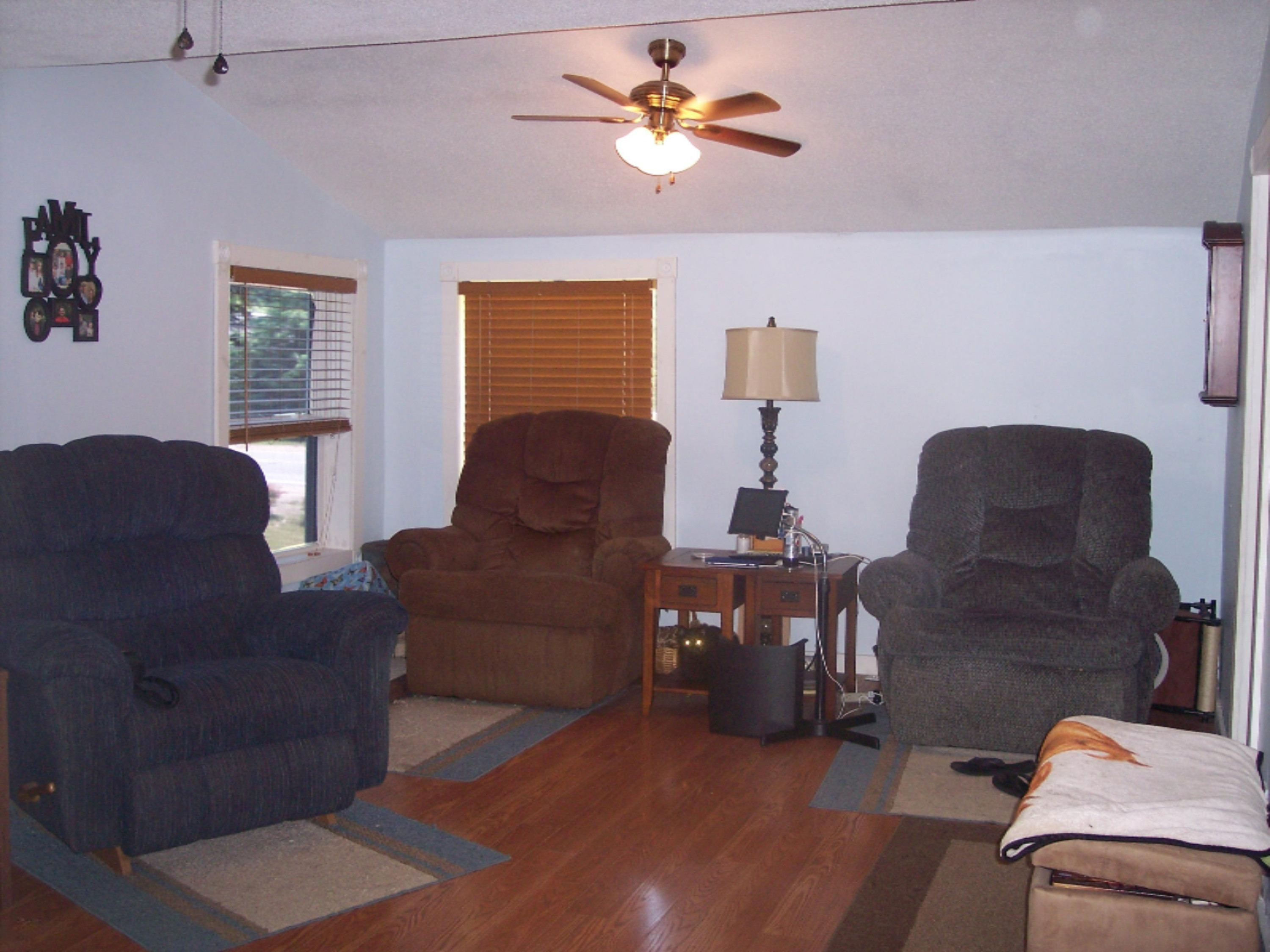 4091 Territorial Road Benton Harbor, MI 49022 - Photo 11 of 31 100_2126
