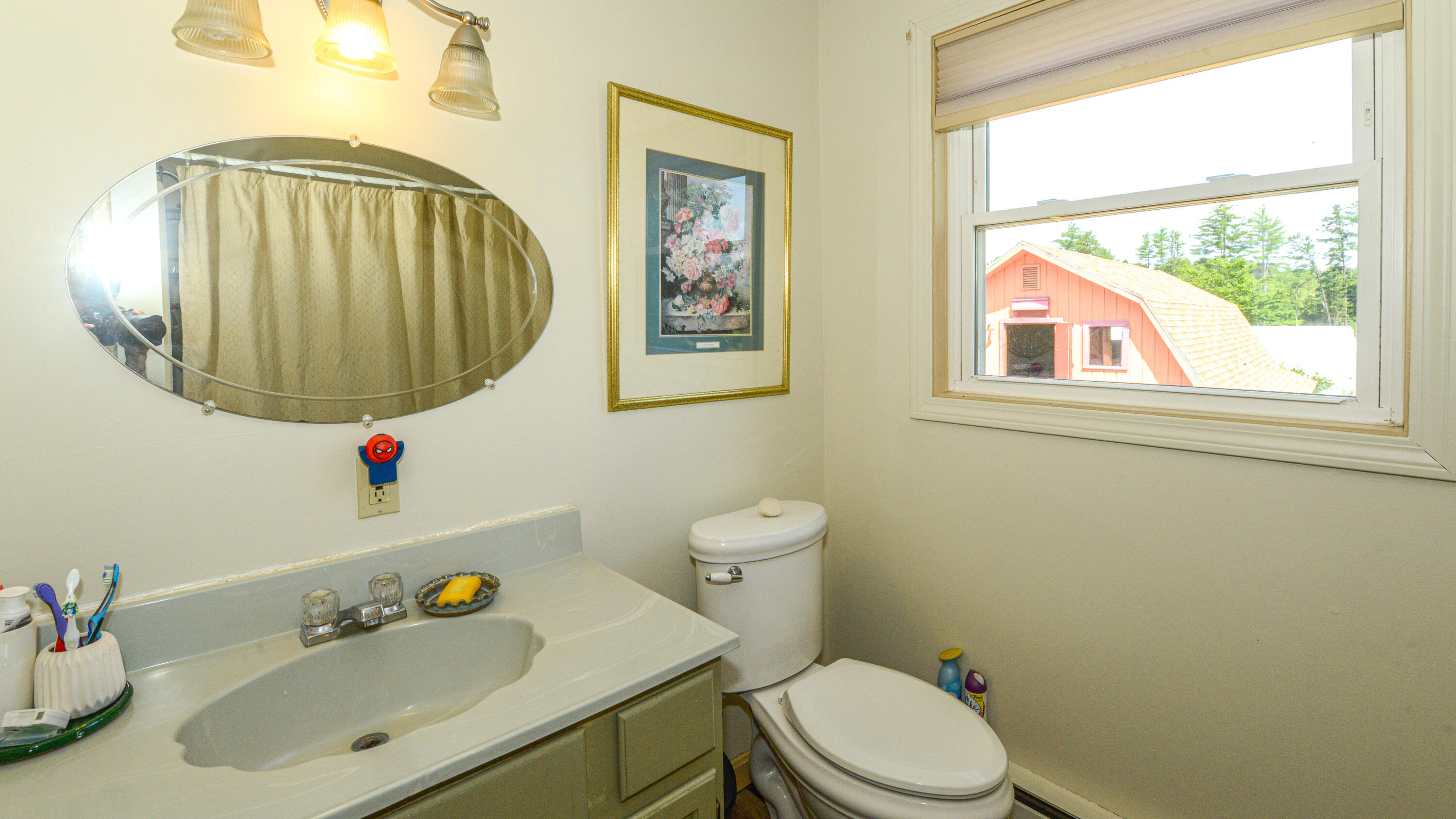 69 Skeetfield Road Oxford, ME 04270 - Photo 39 of 61 Upstairs Bath