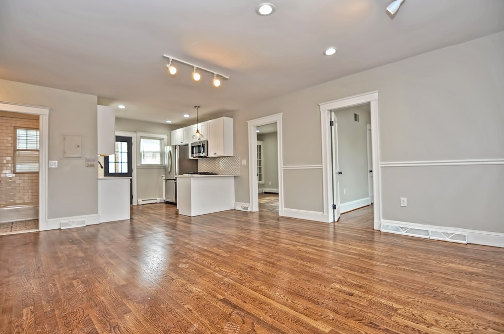 103 Welles Avenue, Unit 1R Boston, MA 02124 - Photo 3 of 18