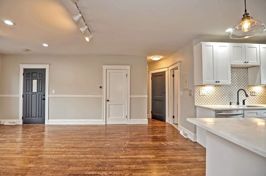 103 Welles Avenue, Unit 1R Boston, MA 02124 - Photo 10 of 18