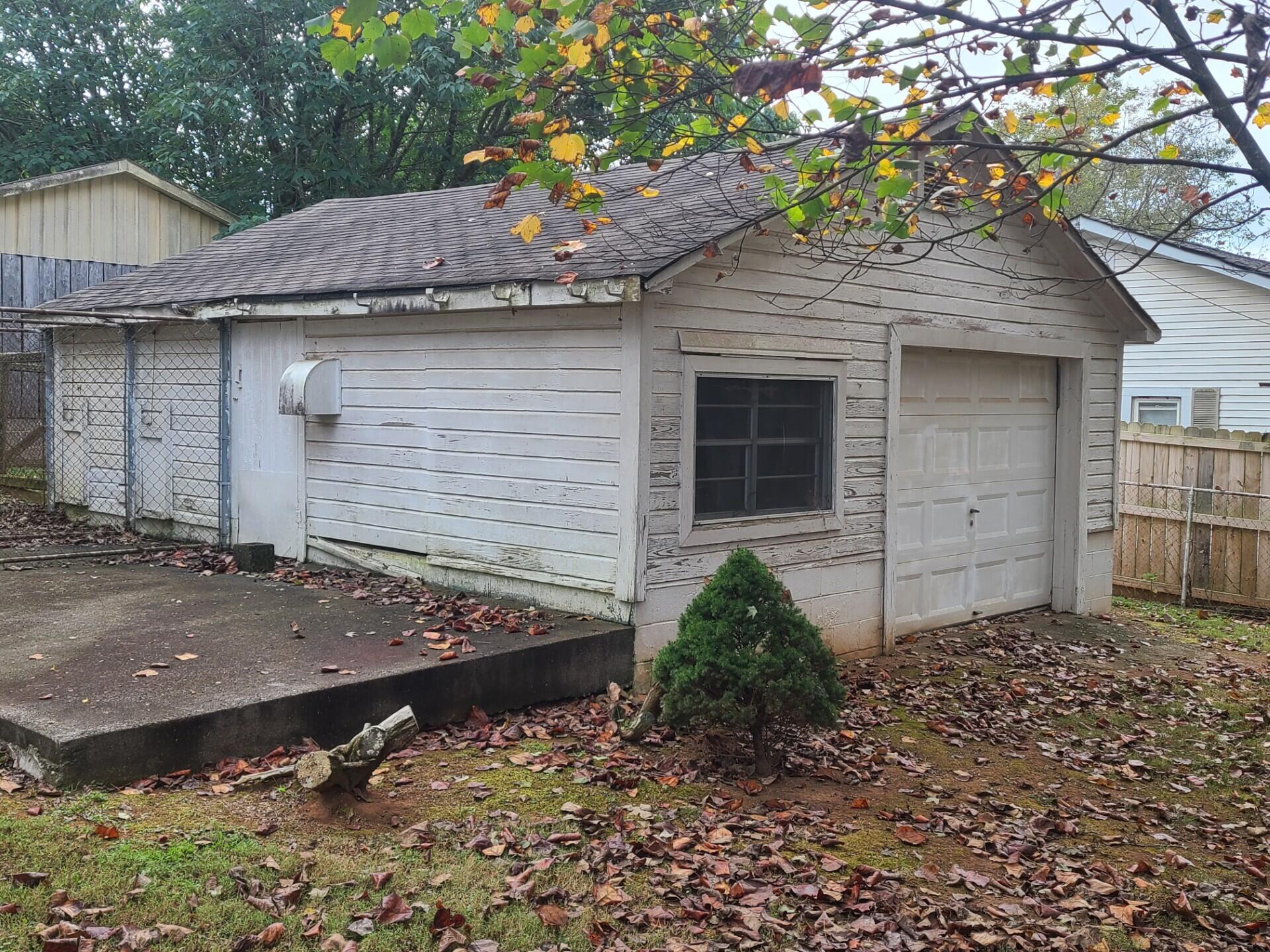 118 High Street Calhoun, TN 37309 - Photo 8 of 12 5