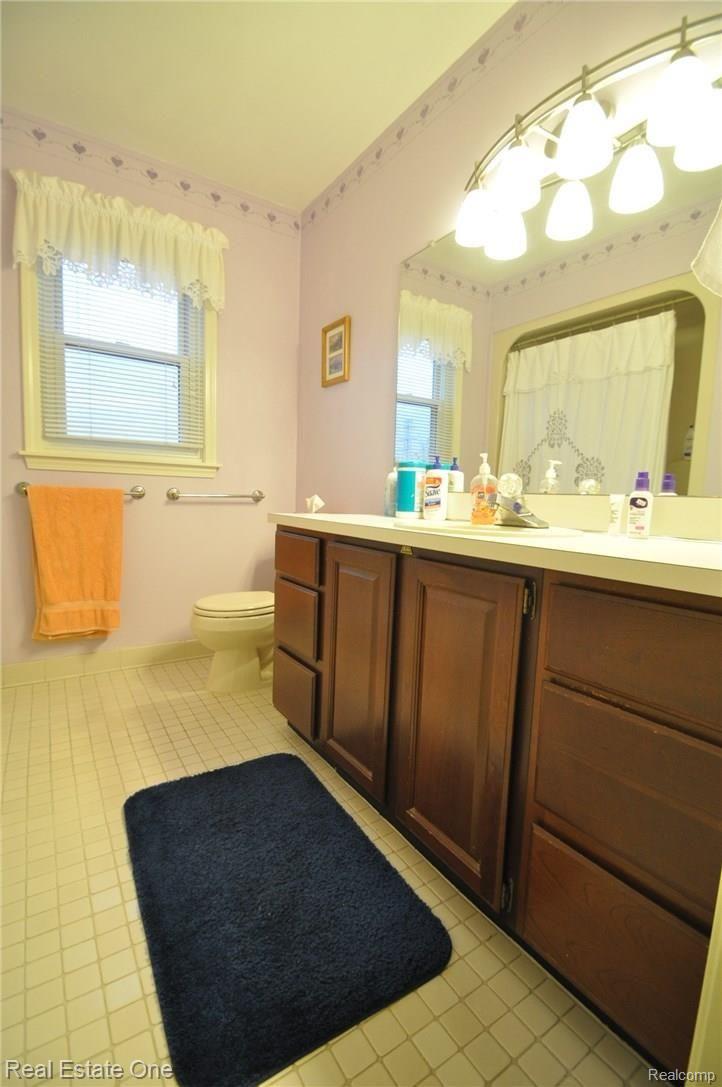 685 Essex Drive Rochester, MI 48307 - Photo 22 of 30 22.JPG