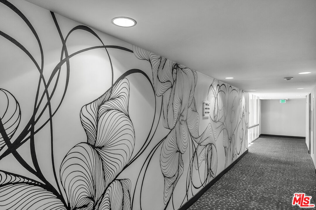 2160 Century Park, Unit 1911 Los Angeles, CA 90067 - Photo 4 of 26 a bathroom with a bathtub and shower