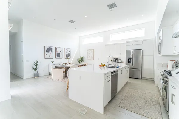$6,200 | 814 Nugget Lane, Palm Springs, CA 92262