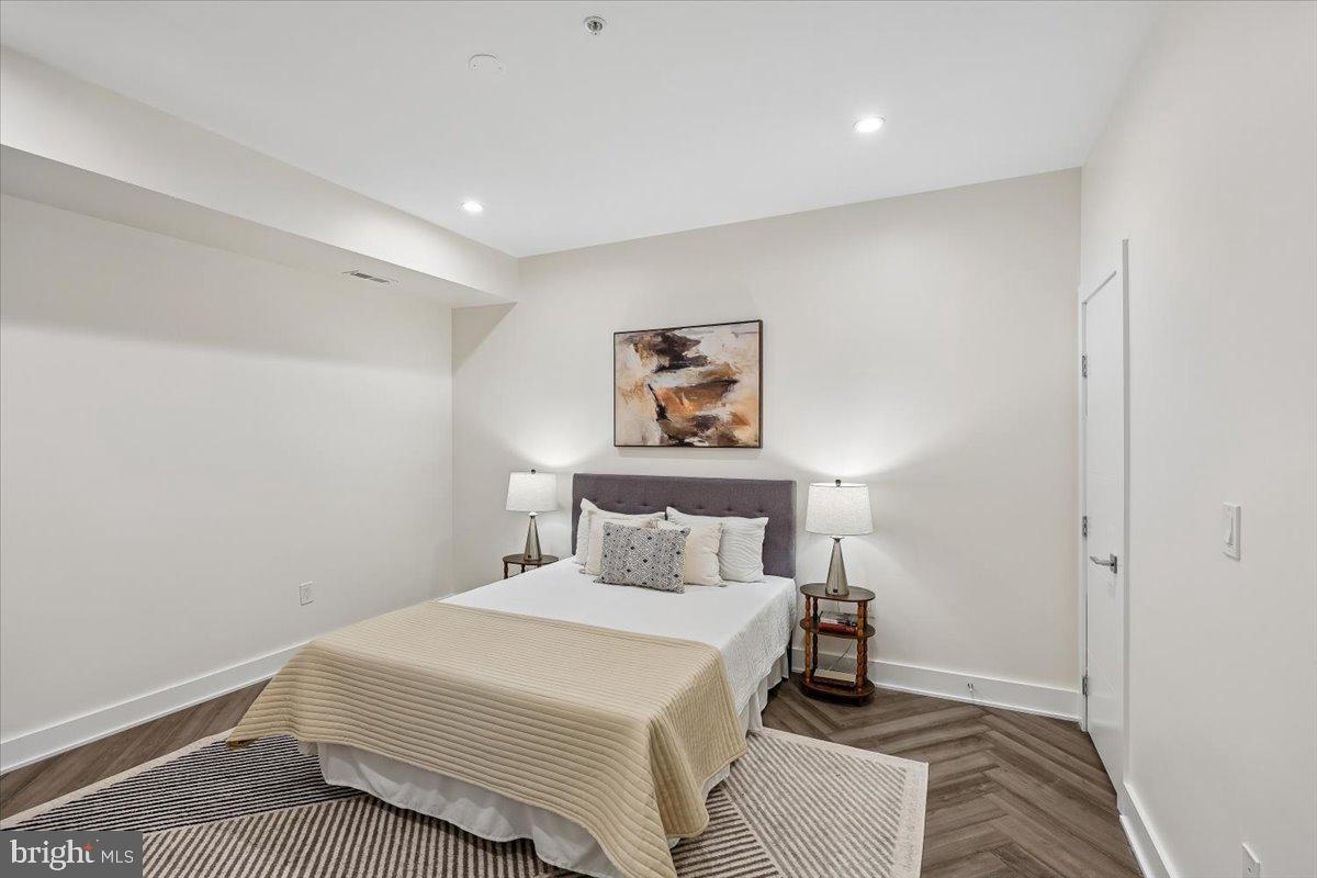 2429 Ontario Road Northwest, Unit 2 Washington, DC 20009 - Photo 36 of 52 Great for guest suite, office/fitness area