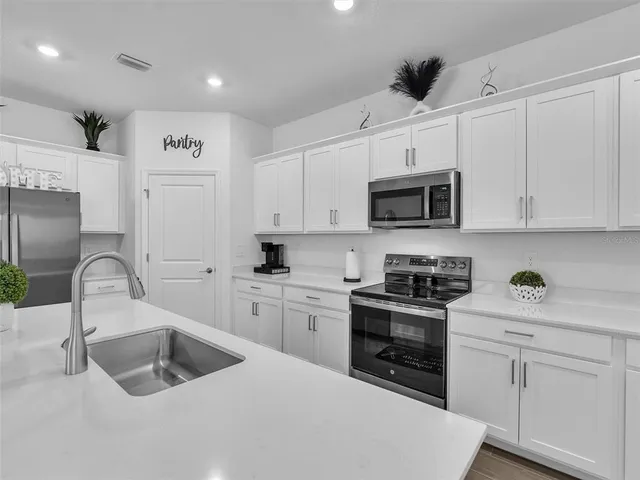 $310,000 | 7961 Lakes Edge Ln Port, Port Charlotte, FL 33981