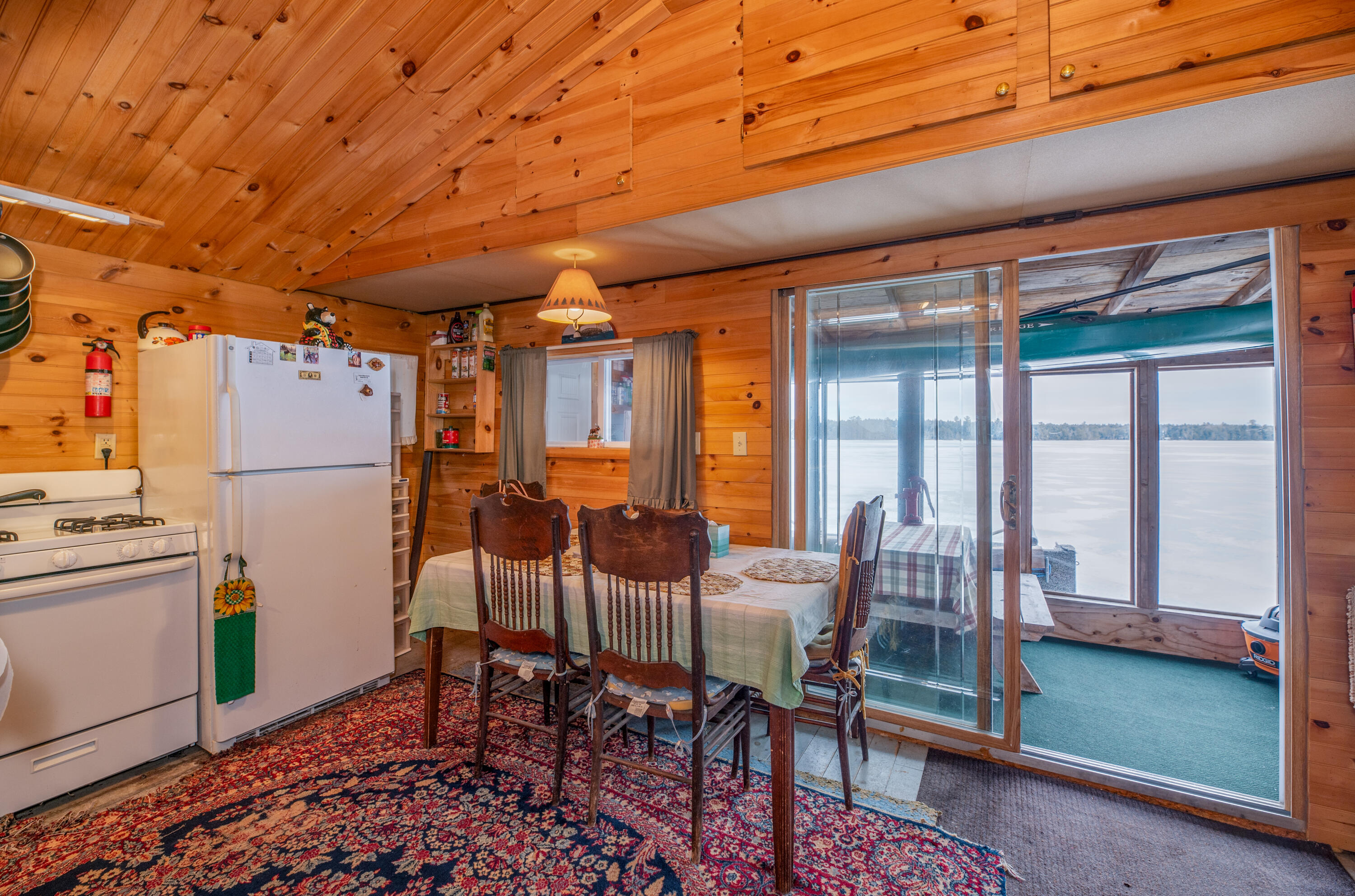 95 Hamilton Road Lakeville, ME 04487 - Photo 12 of 35 Interior4