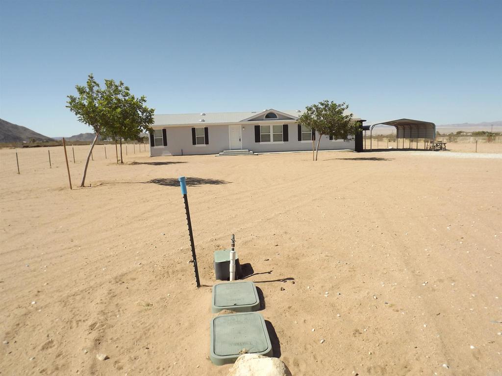60382 Stearman Road Landers, CA 92285 - Photo 2 of 27