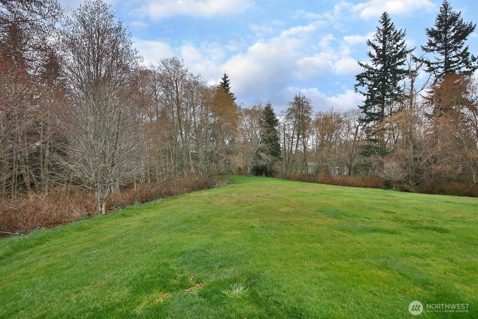 3723 Swede Hill Road Clinton, WA 98236 - Photo 38 of 40
