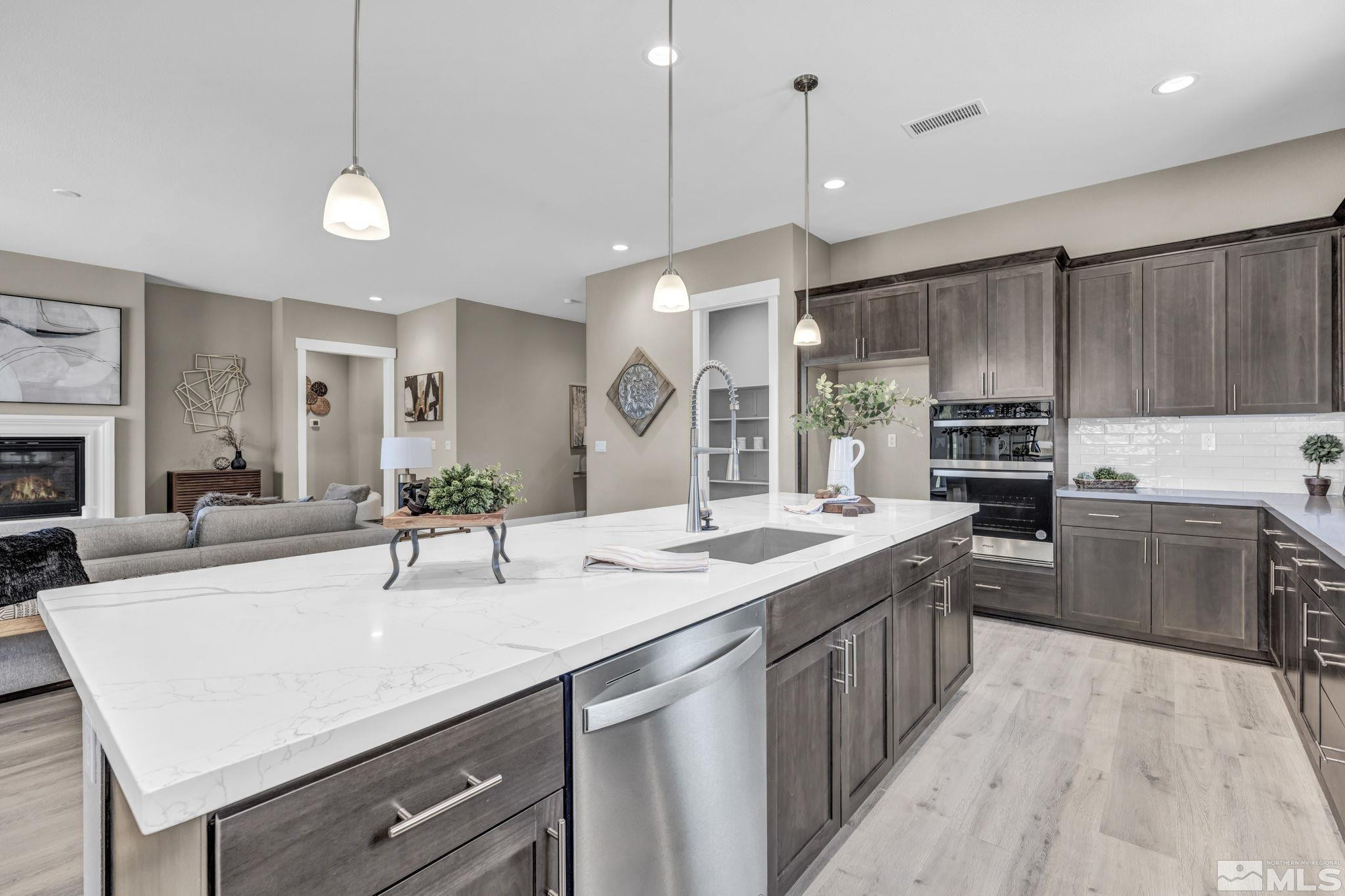 698 Sage Grouse Loop Gardnerville, NV 89460 - Photo 2 of 40 Photo 4