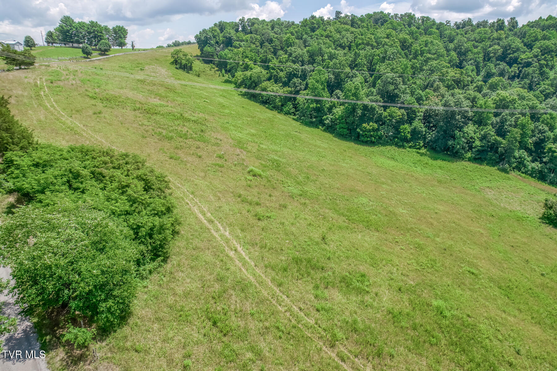 2083 Bundren Mountain Road Tazewell, TN 37879 - Photo 12 of 42 2083 Bundren Mountain Rd-39