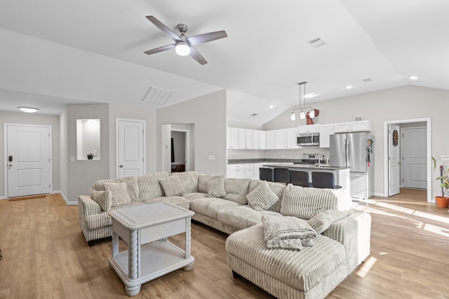 755 Bluff Road Jesup, GA 31545 - Photo 5 of 21