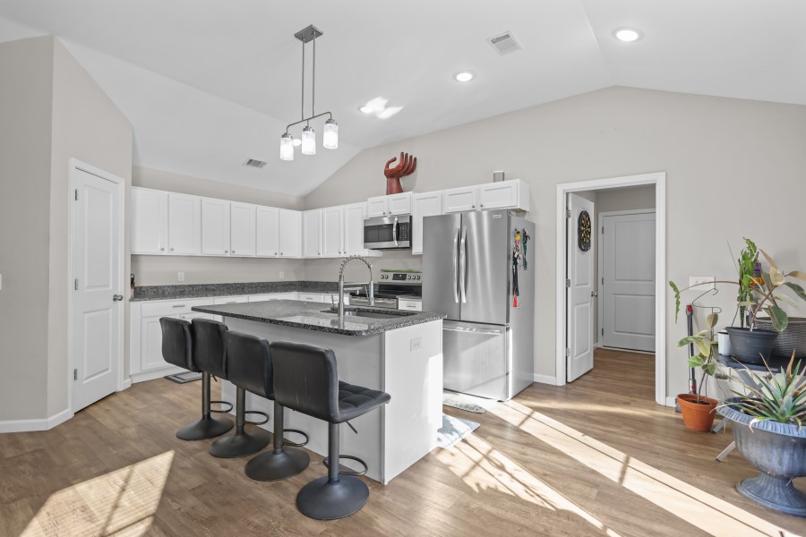 755 Bluff Road Jesup, GA 31545 - Photo 7 of 21