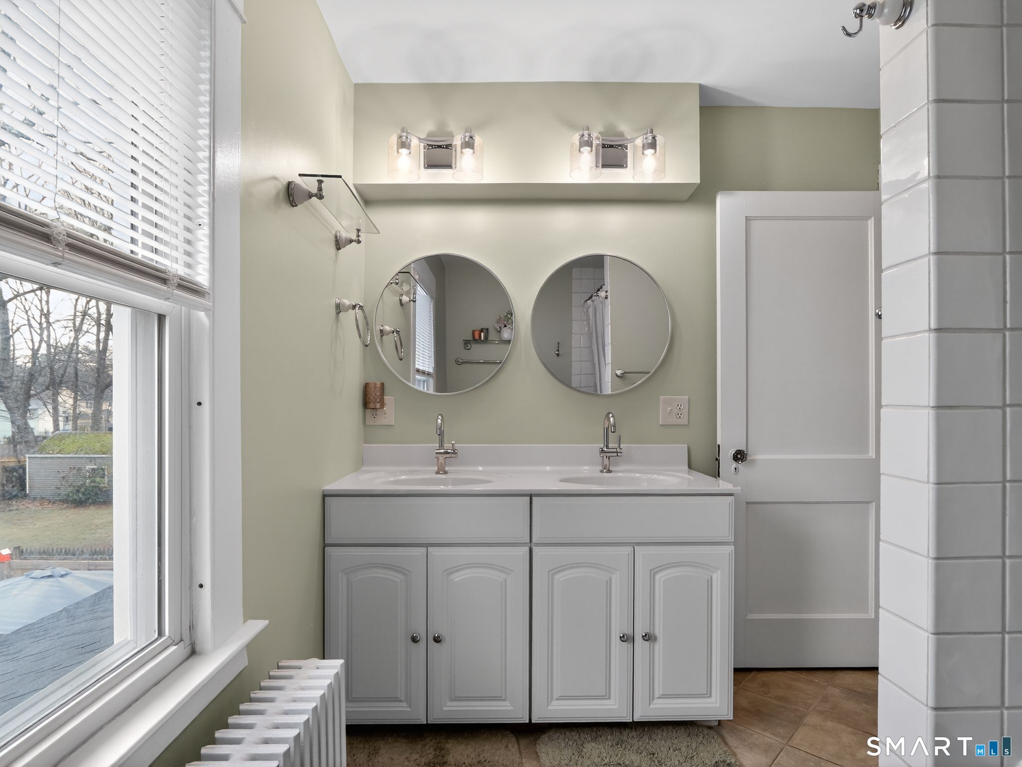 44 Lake Street Hamden, CT 06517 - Photo 21 of 36