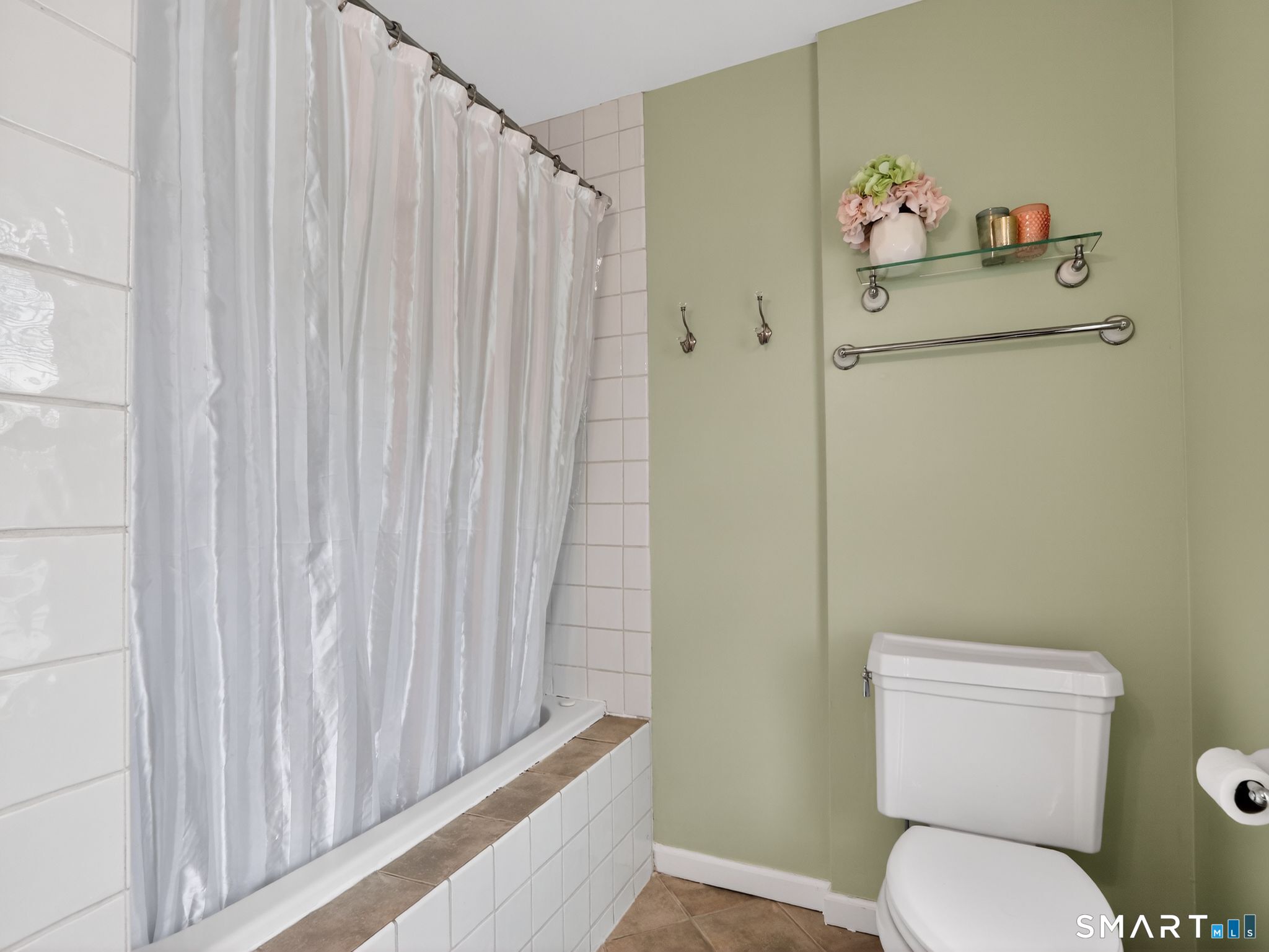 44 Lake Street Hamden, CT 06517 - Photo 22 of 36