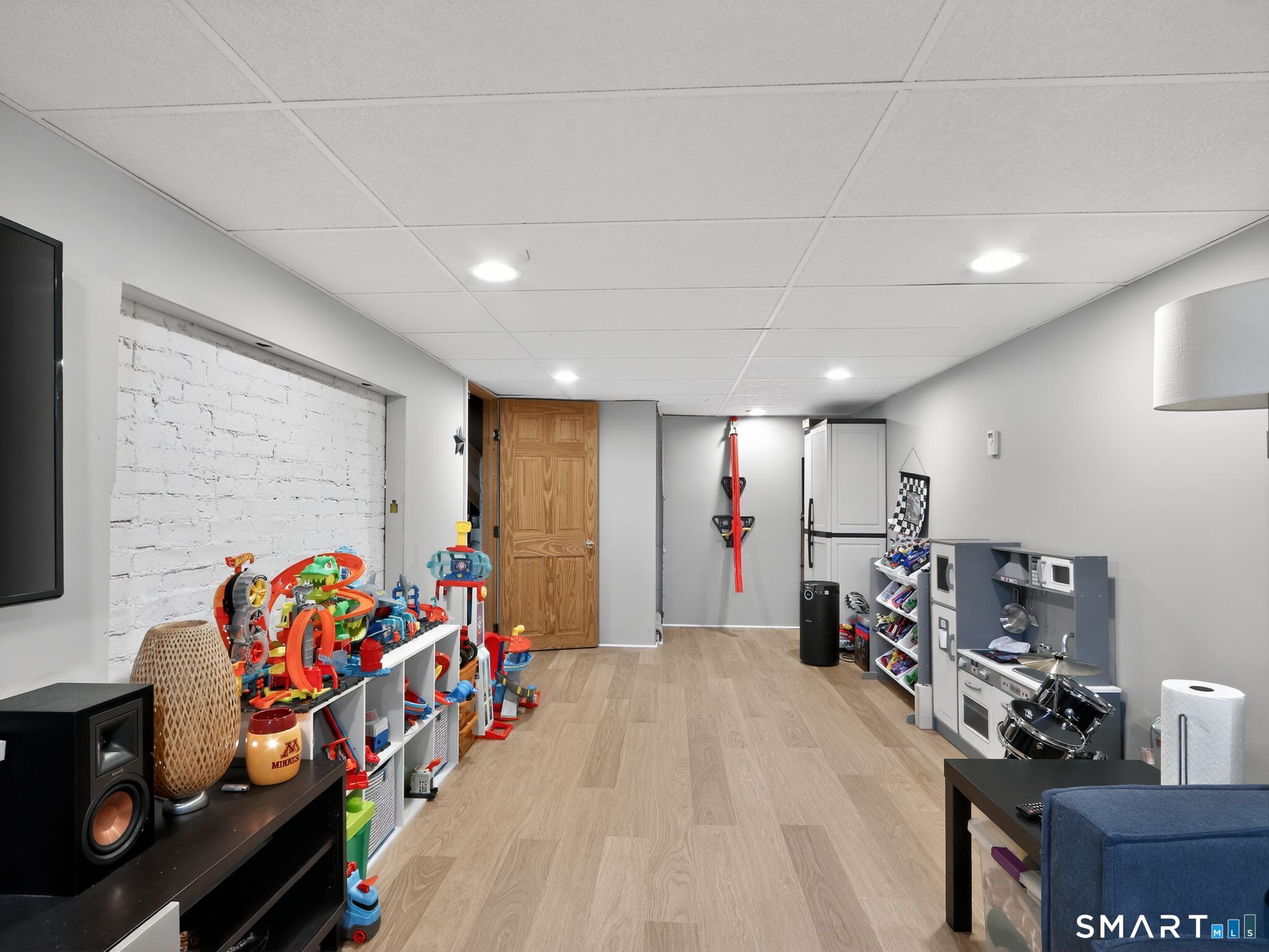 44 Lake Street Hamden, CT 06517 - Photo 28 of 36