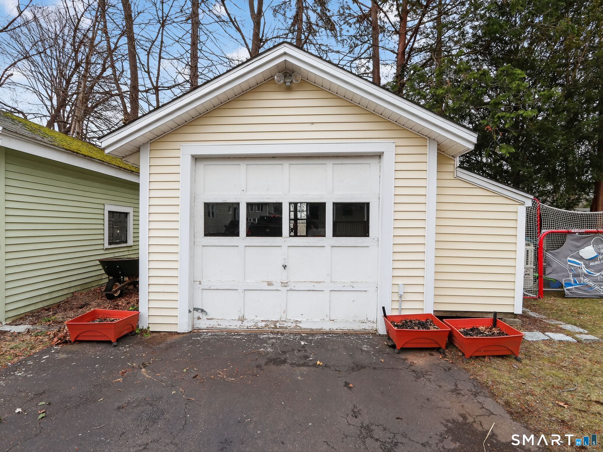 44 Lake Street Hamden, CT 06517 - Photo 31 of 36