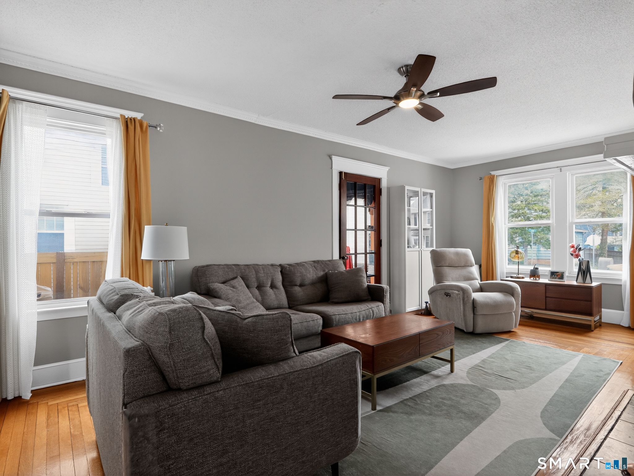 44 Lake Street Hamden, CT 06517 - Photo 4 of 36