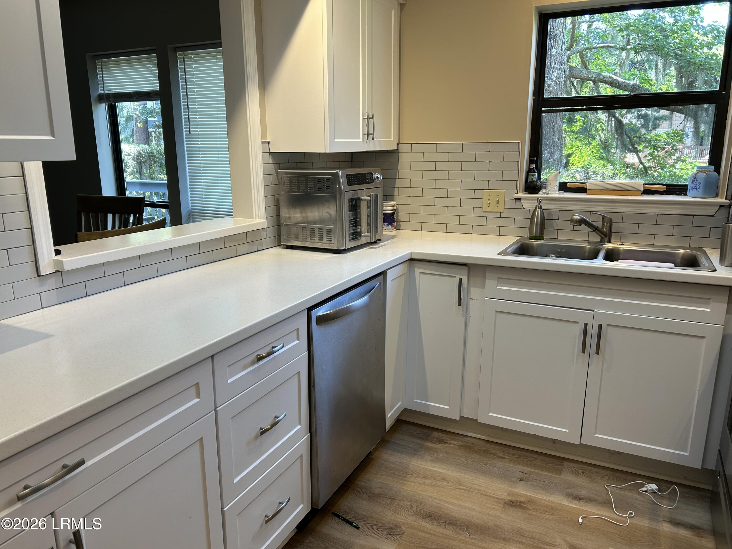 41 Wee Road Hilton Head Island, SC 29926 - Photo 13 of 13 Bethany - 14 Kitchen left