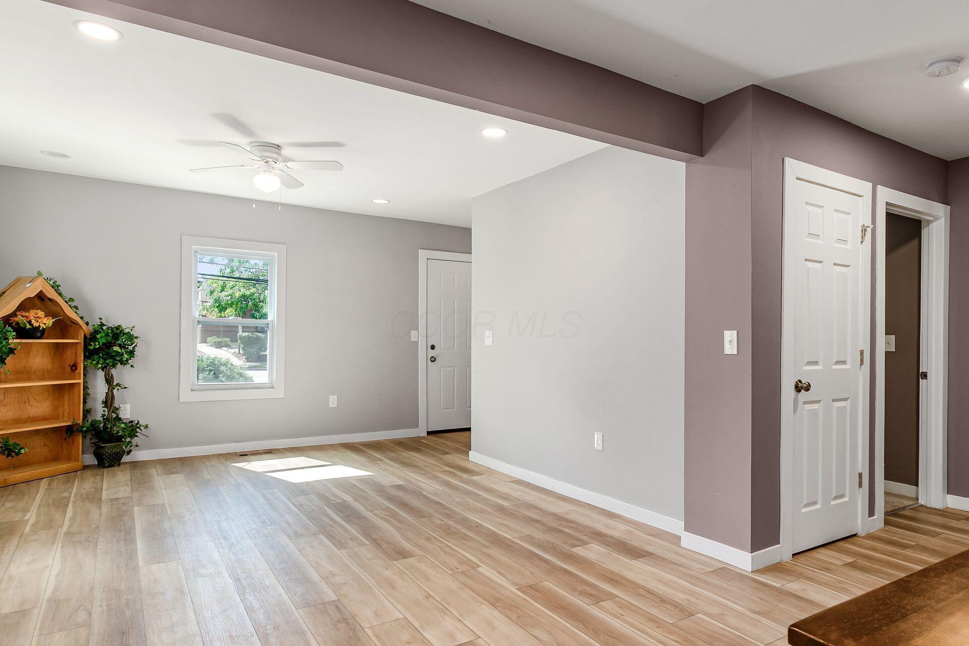 168 London Road Delaware, OH 43015 - Photo 10 of 43 011_f2191241_K 168 London 050