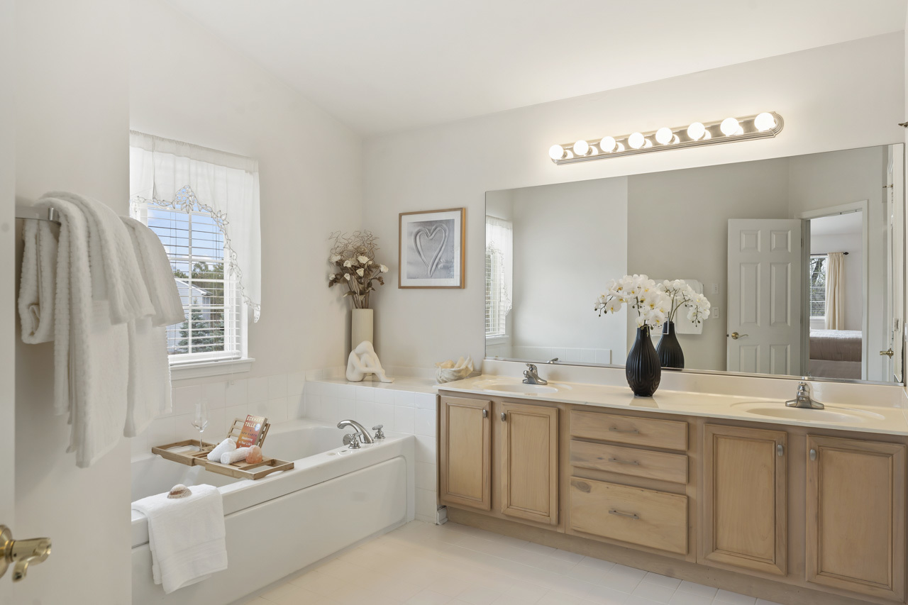 193 South Pleasant Road Lake Zurich, IL 60047 - Photo 26 of 55