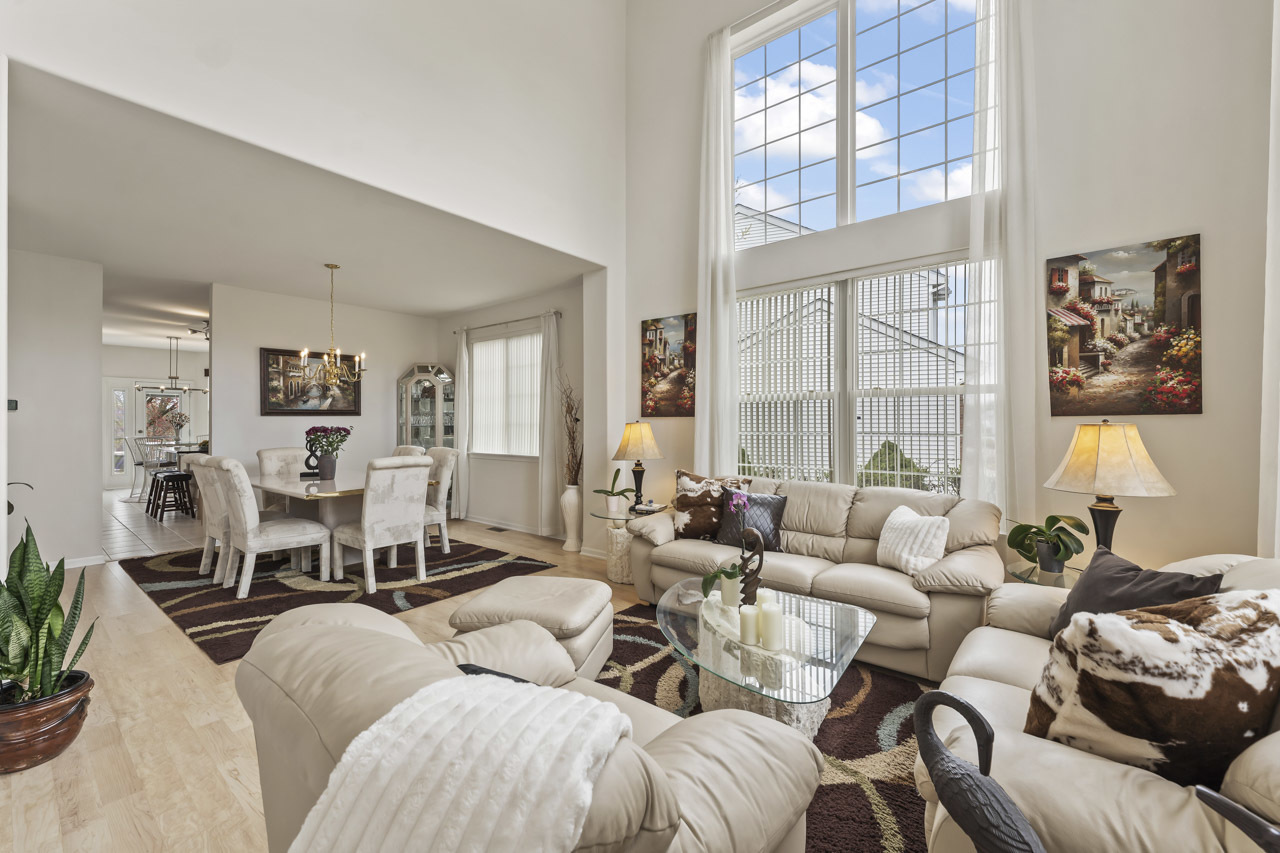 193 South Pleasant Road Lake Zurich, IL 60047 - Photo 4 of 55