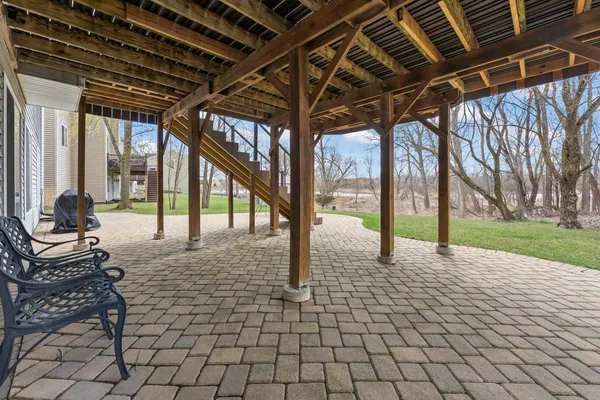$775,000 | 193 South Pleasant Road, Lake Zurich, IL 60047