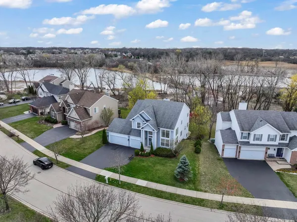 $775,000 | 193 South Pleasant Road, Lake Zurich, IL 60047