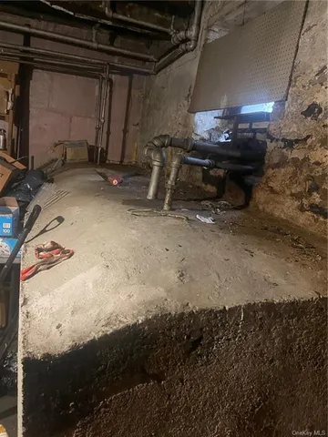 $1,250,000 | 958 Anderson Avenue | Highbridge