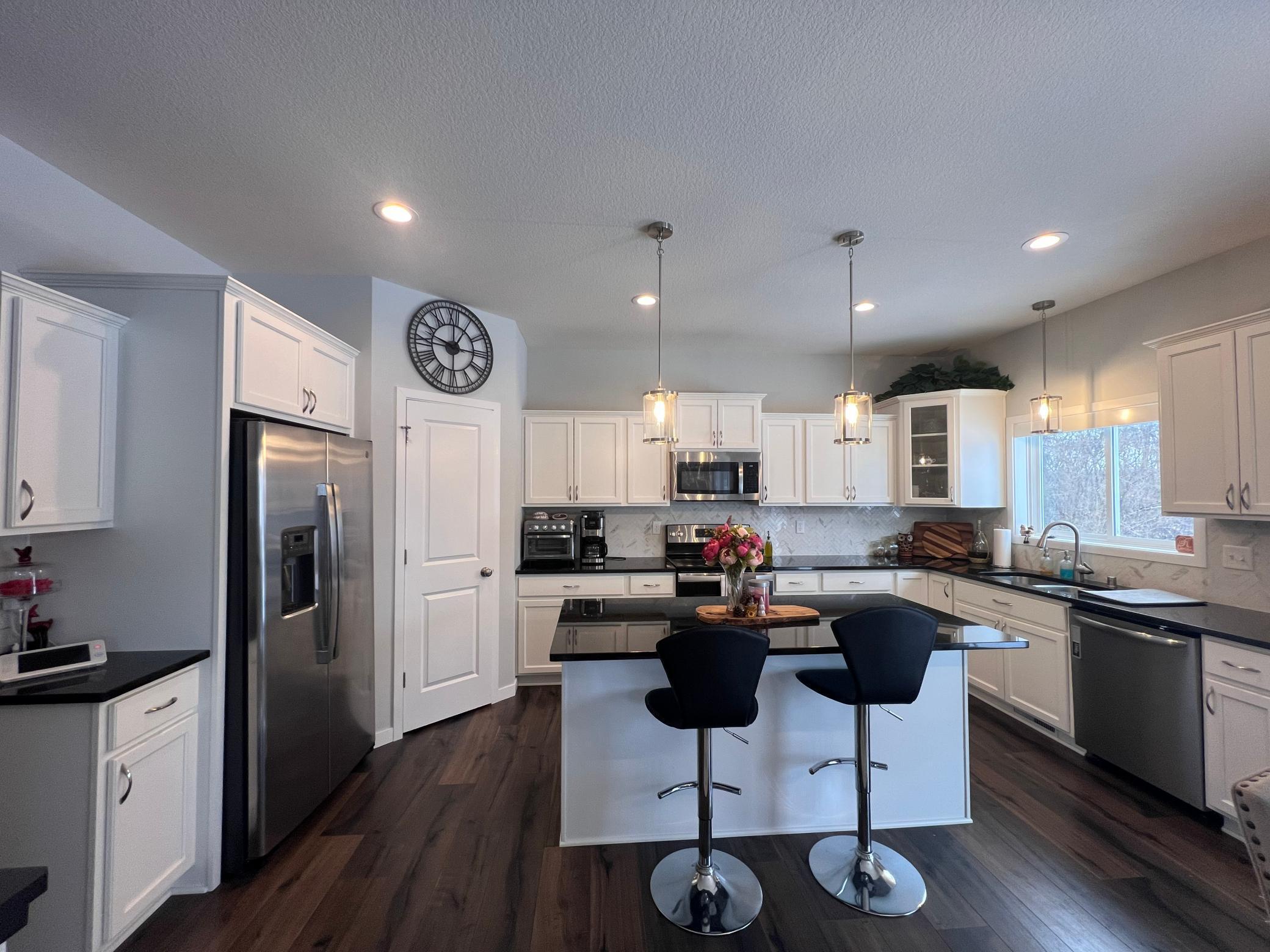 7123 148th Street West Savage, MN 55378 - Photo 5 of 17