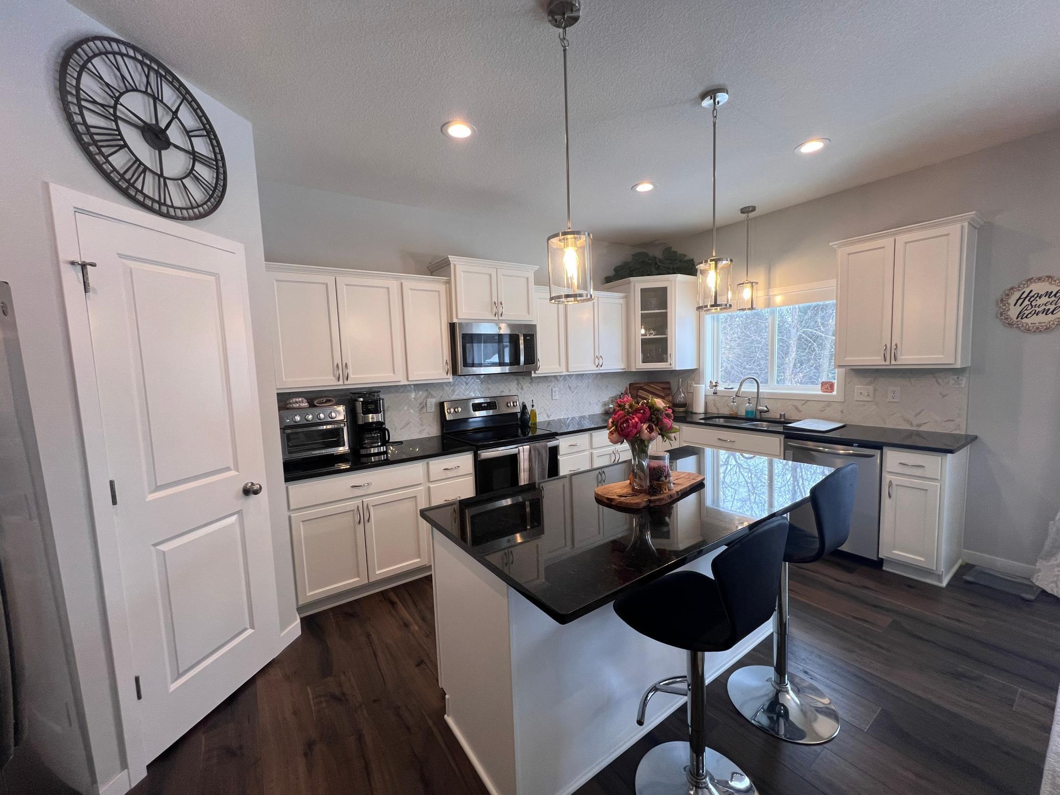 7123 148th Street West Savage, MN 55378 - Photo 6 of 17