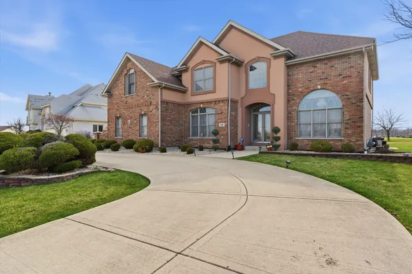 $434,900 | 39 Odyssey Drive, Tinley Park, IL 60477