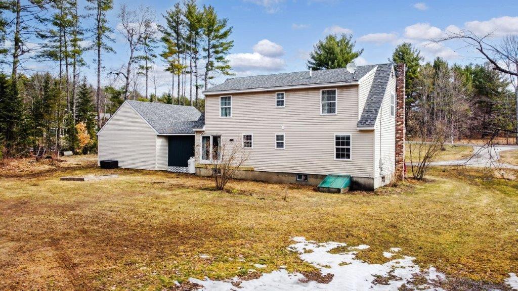 226 Location Road Belgrade, ME 04917 - Photo 6 of 44 5