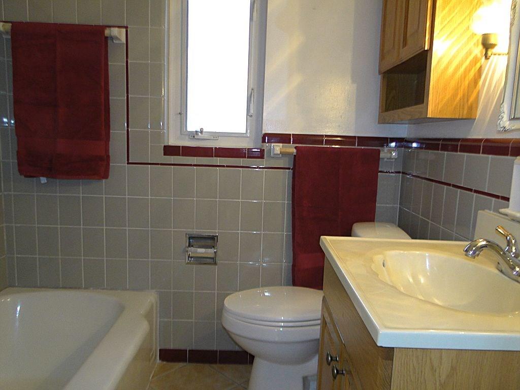 4822 Baptist Road Whitehall, PA 15227 - Photo 12 of 25 Gallery Image 12