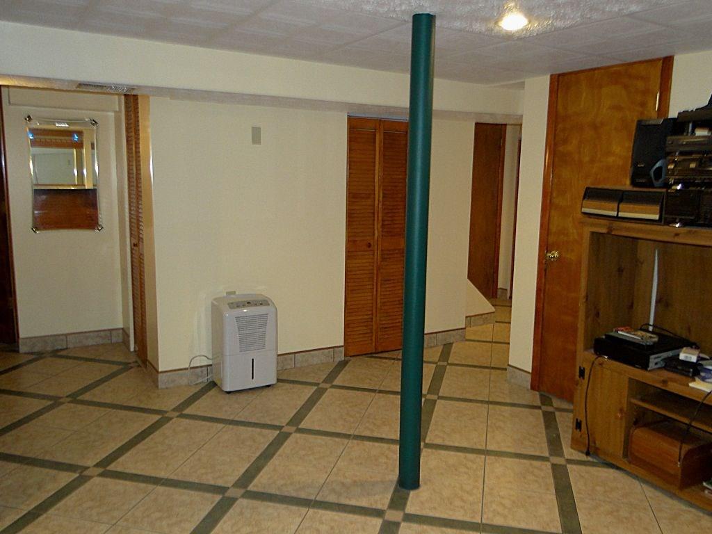 4822 Baptist Road Whitehall, PA 15227 - Photo 19 of 25 Gallery Image 19