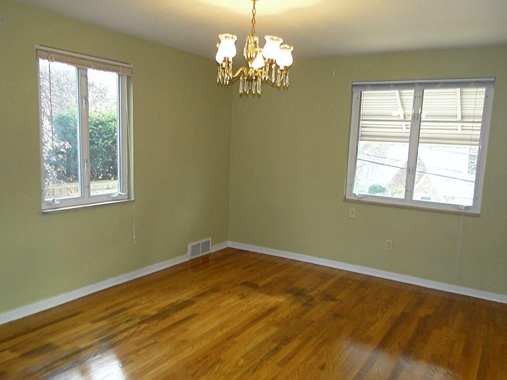 4822 Baptist Road Whitehall, PA 15227 - Photo 6 of 25 Gallery Image 6