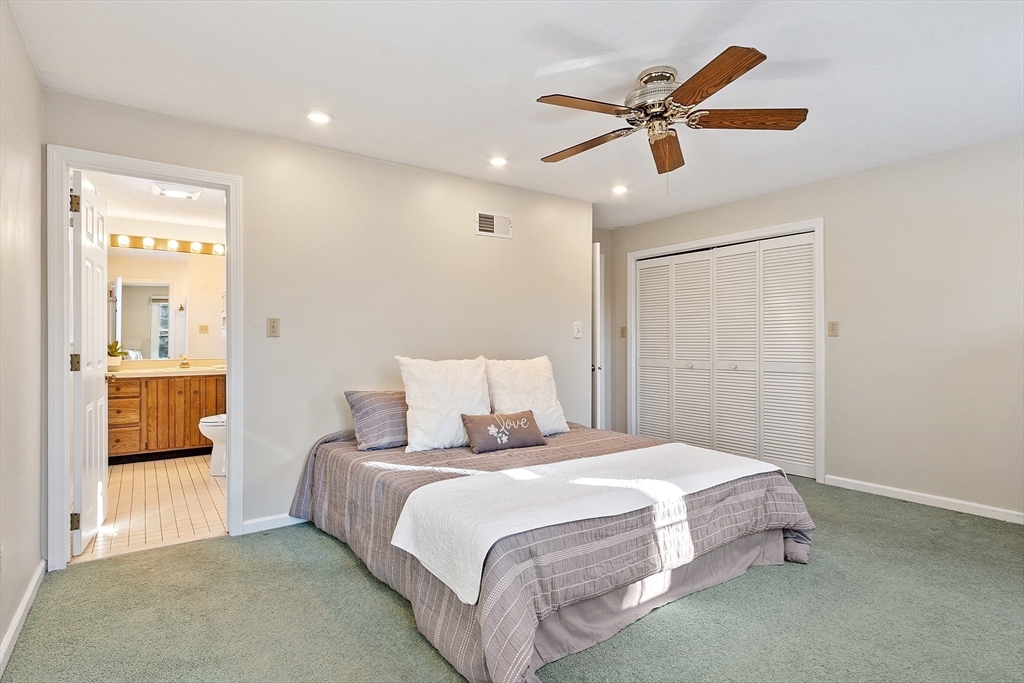 26 Fairway Circle, Unit 26 Natick, MA 01760 - Photo 20 of 32