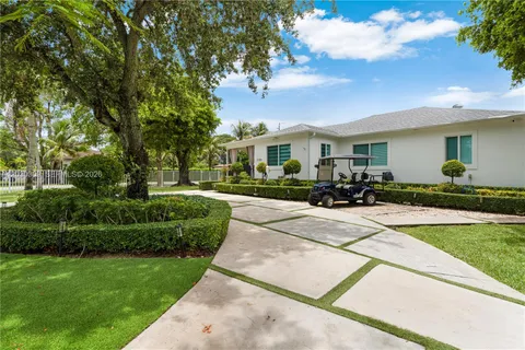 $1,685,000 | 5785 Southwest 46th Terrace, Miami, FL 33155