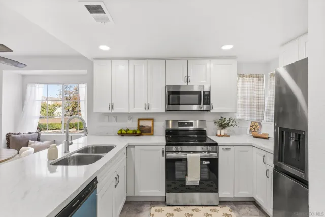 $579,000 | 8941 Arlingdale Way, Spring Valley, CA 91977