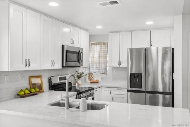 $579,000 | 8941 Arlingdale Way, Spring Valley, CA 91977