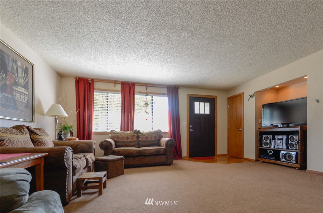 353 Kosmos Lane Morton, WA 98356 - Photo 15 of 24 Gallery Image 15